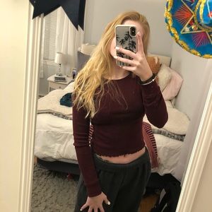 maroon crop top